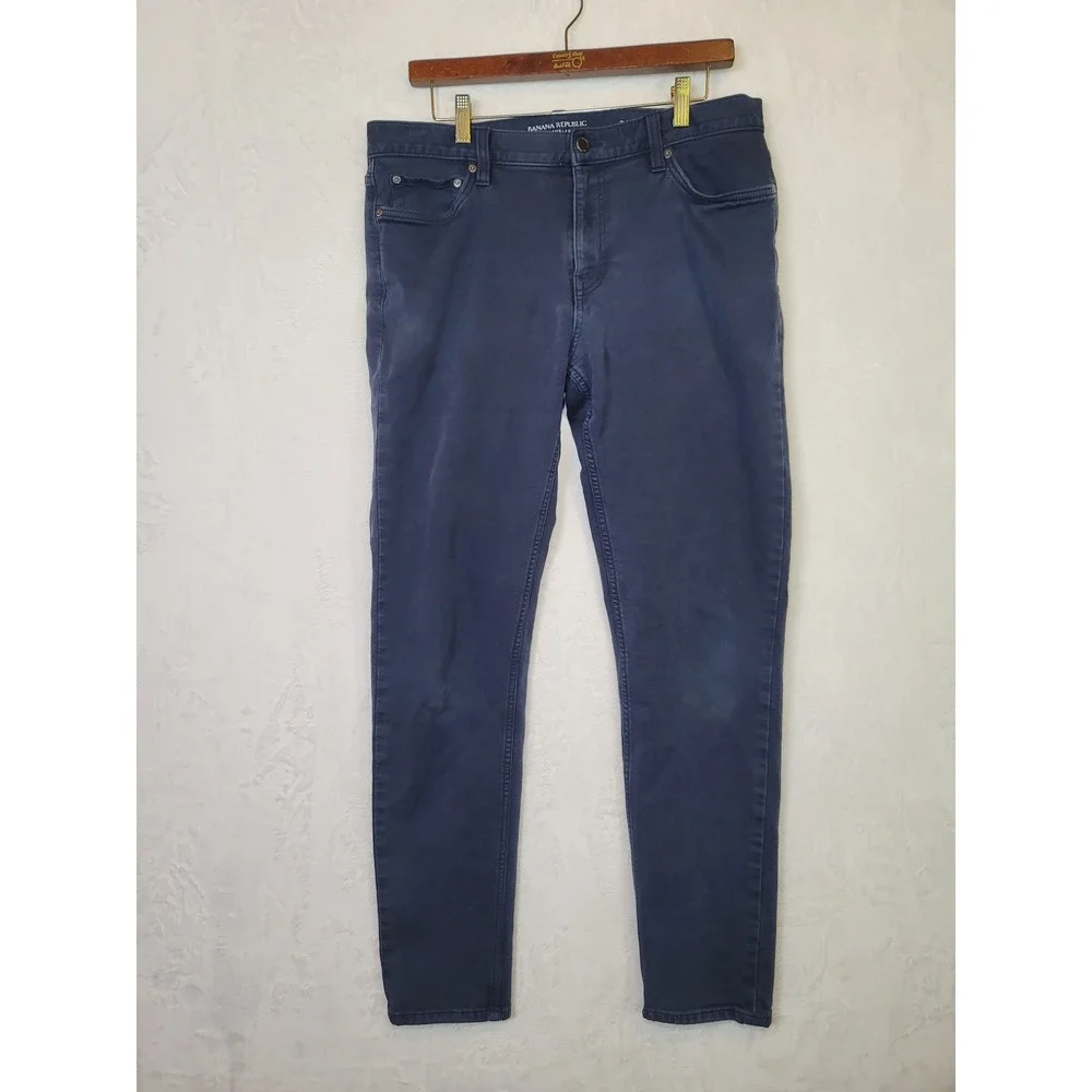 Banana Republic Traveler Cotton Jeans‎ Indigo Blue Denim Size 34x32 Mid Rise